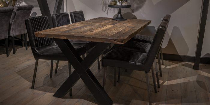 UrbanSofa Burlington Eettafel Bryan Eetkamerstoel Zwart Website UrbanSofa Burlington Eettafel Bryan Eetkamerstoel Zwart Website