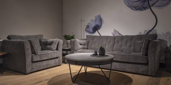 UrbanSofa-Fiore-Presto-Sofa-Belize-Charcoal-Andalusie-Silver-Salontafel-Liggend UrbanSofa-Fiore-Presto-Sofa-Belize-Charcoal-Andalusie-Silver-Salontafel-Liggend