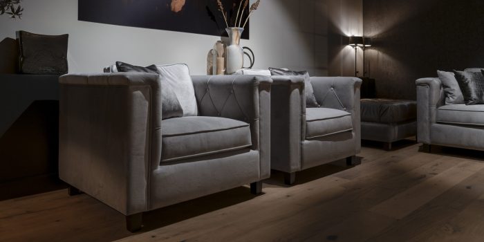 UrbanSofa-Joshua-Casia-Fauteuil-Napels-Silver-Liggend UrbanSofa-Joshua-Casia-Fauteuil-Napels-Silver-Liggend