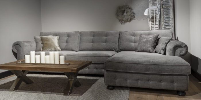 UrbanSofa San Remo Presto Loungebank Belize Taupe Burlington Salontafel X Poot Large Chroom Liggend 1 scaled e1638260190376 UrbanSofa San Remo Presto Loungebank Belize Taupe Burlington Salontafel X Poot Large Chroom Liggend 1 scaled e1638260190376