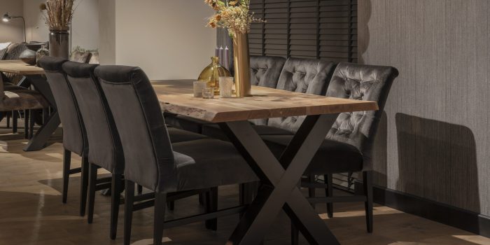 UrbanSofa-Sheffield-Eetstoel-Catania-Graphite-Live-Edge-Eettafel-X-Poot-Large-Zwart-Liggend UrbanSofa-Sheffield-Eetstoel-Catania-Graphite-Live-Edge-Eettafel-X-Poot-Large-Zwart-Liggend