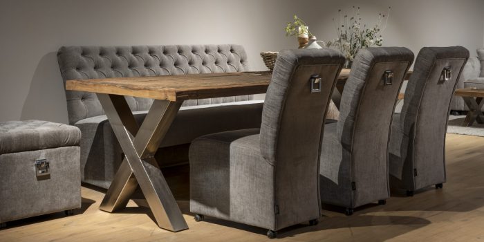 UrbanSofa-Toulouse-No-Arms-Eetkamerfauteuil-Belize-Taupe-Burlington-Eettafel-X-Poot-Large-Chroom-Liggend UrbanSofa-Toulouse-No-Arms-Eetkamerfauteuil-Belize-Taupe-Burlington-Eettafel-X-Poot-Large-Chroom-Liggend